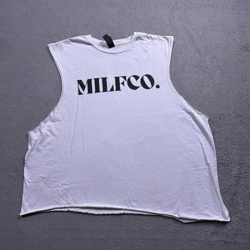 Gildan MILFCO Graphic Muscle Tee Women's XL White Cutoff Raw Hem Crop